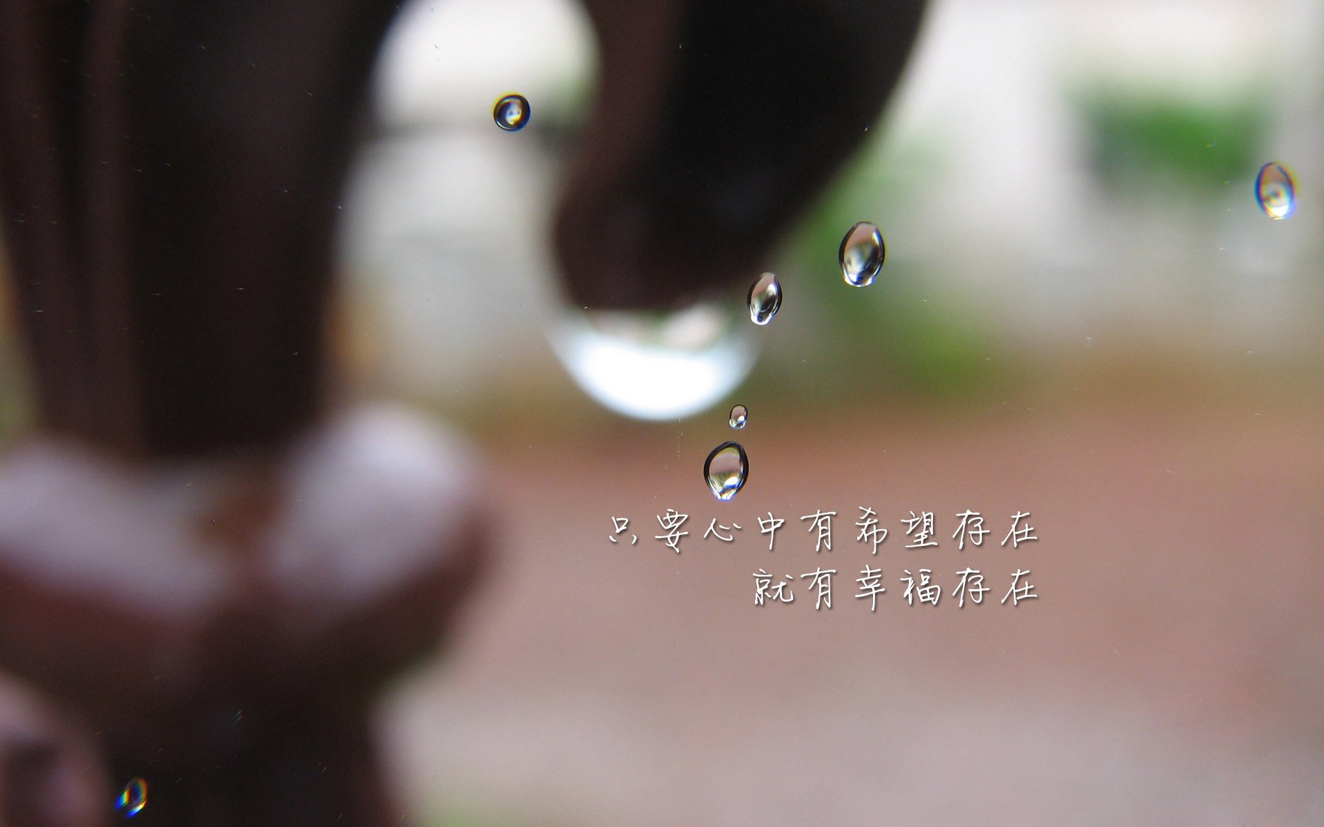 利物浦击败切尔西夺英超榜首，萨拉赫破门点名，利物浦对战切尔西